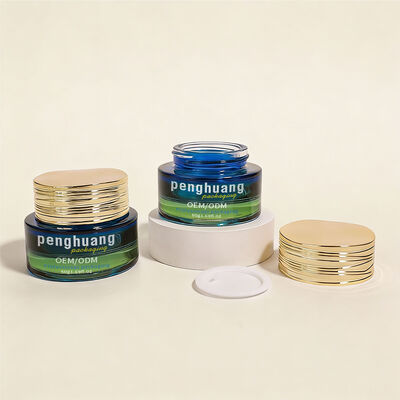 Logo khusus Botol kemasan plastik dengan berbagai ukuran dan opsi pencetakan yang dirancang untuk aplikasi kemasan kosmetik