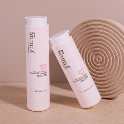 Botol lotion plastik tahan lama dengan pompa tanpa udara dan desain yang disesuaikan Ideal untuk kemasan kosmetik dan penyimpanan produk cair